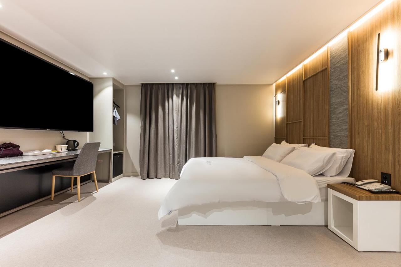 Hotel Lium Cheonan Eksteriør billede