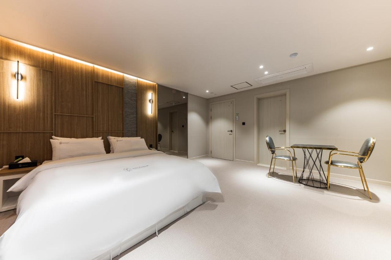 Hotel Lium Cheonan Eksteriør billede