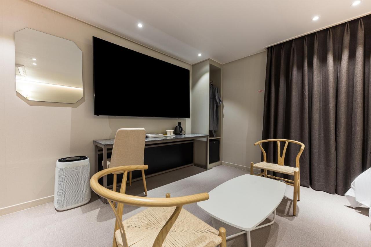 Hotel Lium Cheonan Eksteriør billede