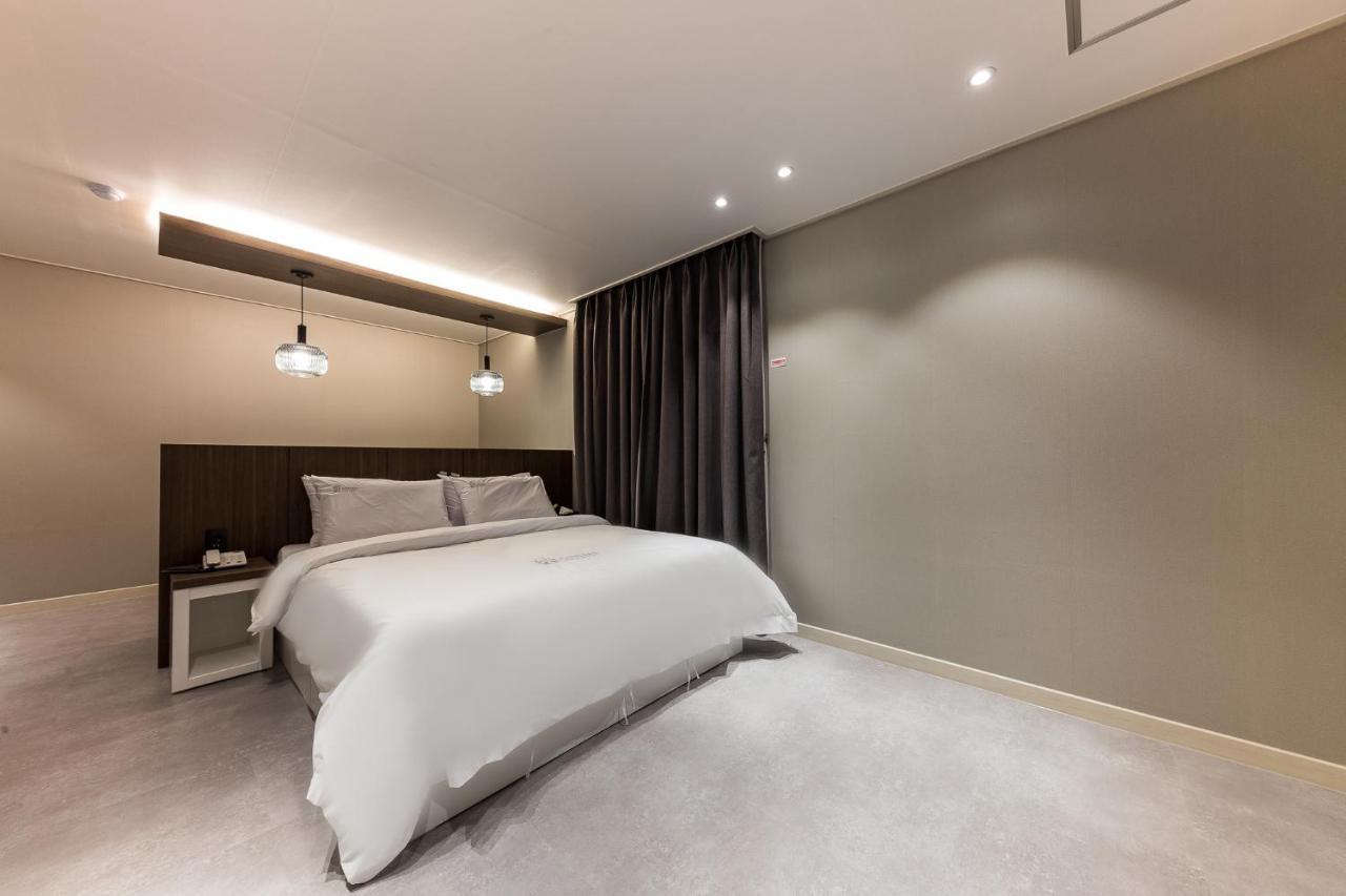 Hotel Lium Cheonan Eksteriør billede