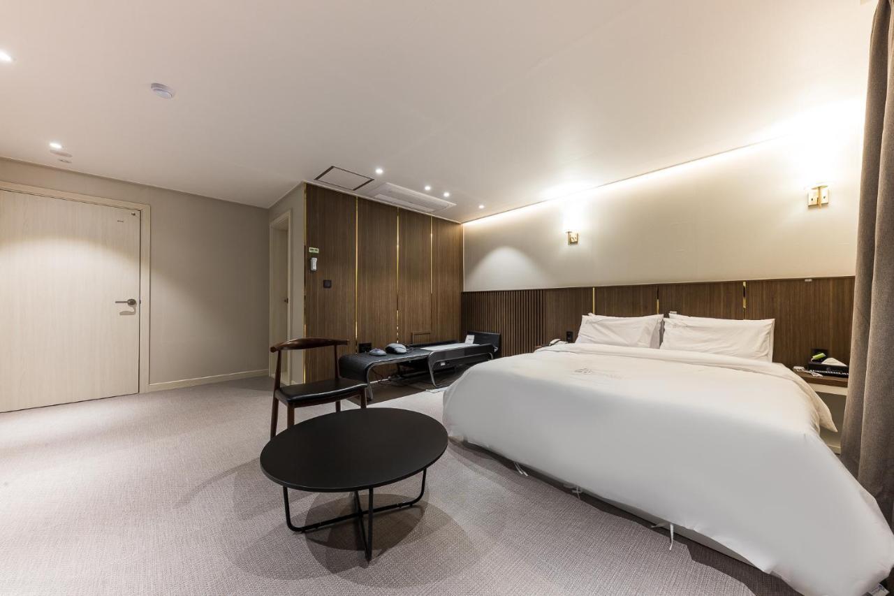 Hotel Lium Cheonan Eksteriør billede