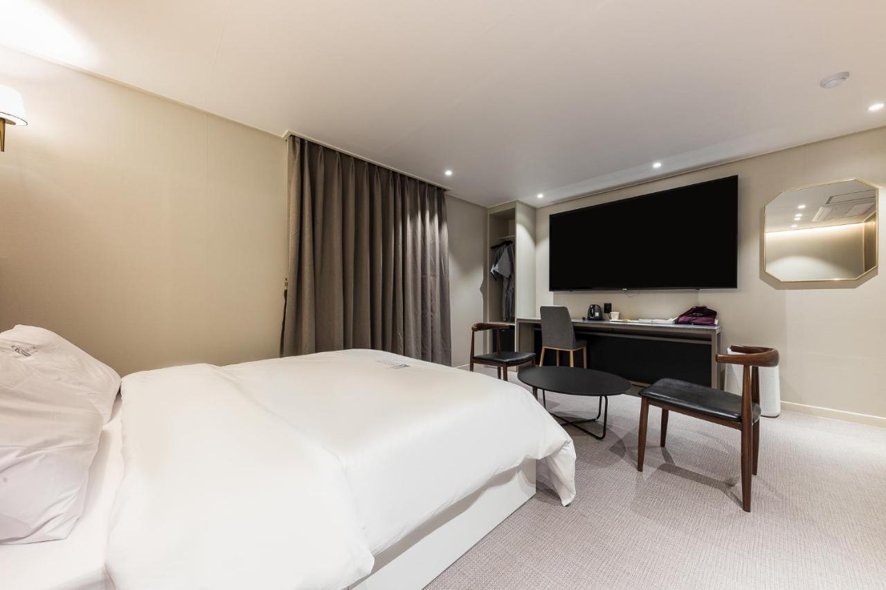 Hotel Lium Cheonan Eksteriør billede