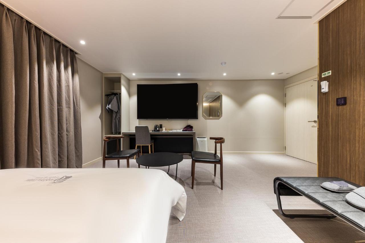 Hotel Lium Cheonan Eksteriør billede